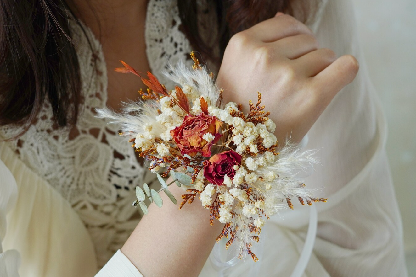 LANA Wrist Corsages/ Corsages de fleurs sèches