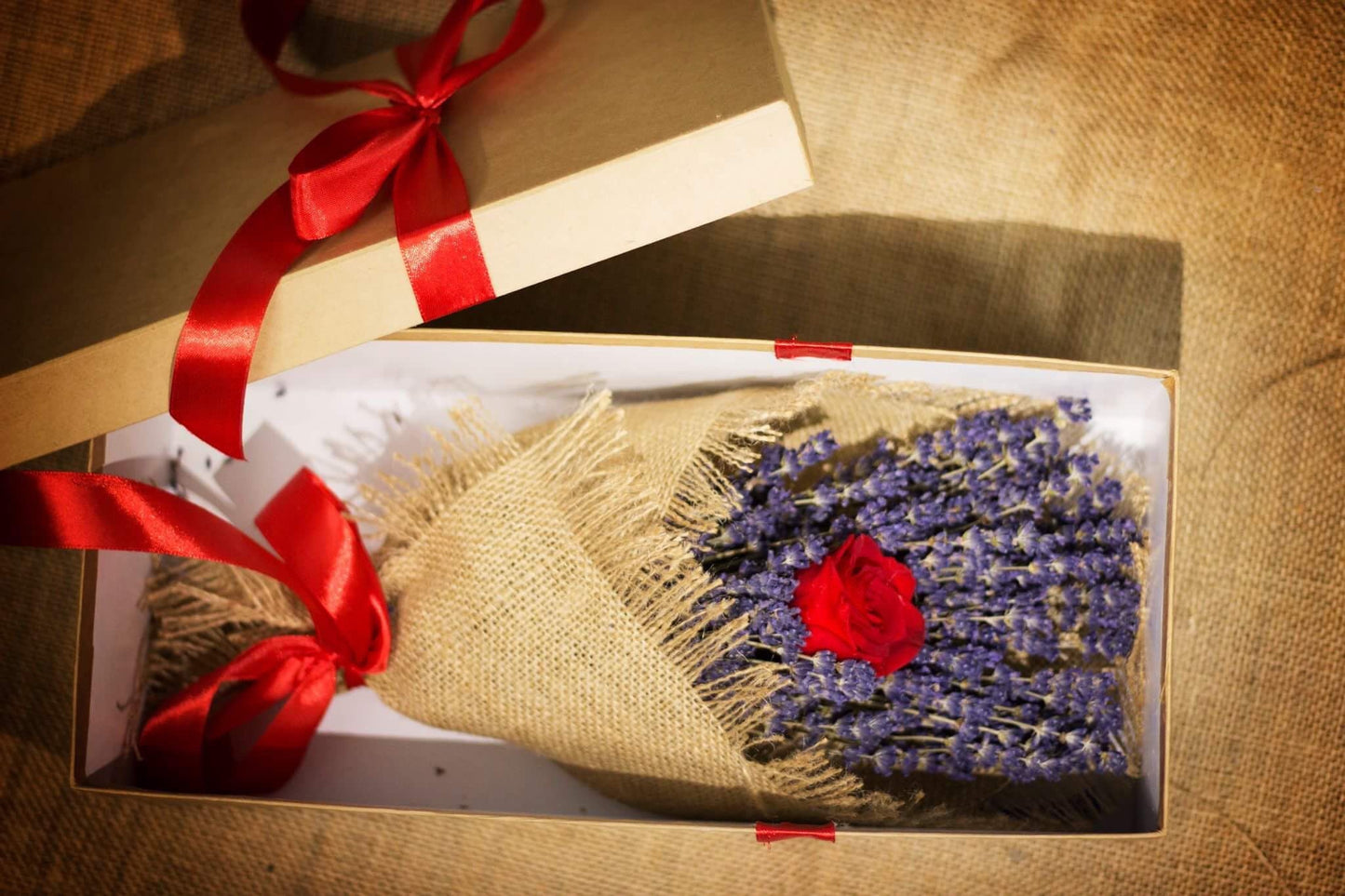 Lavender flower box, lavendula, lavande