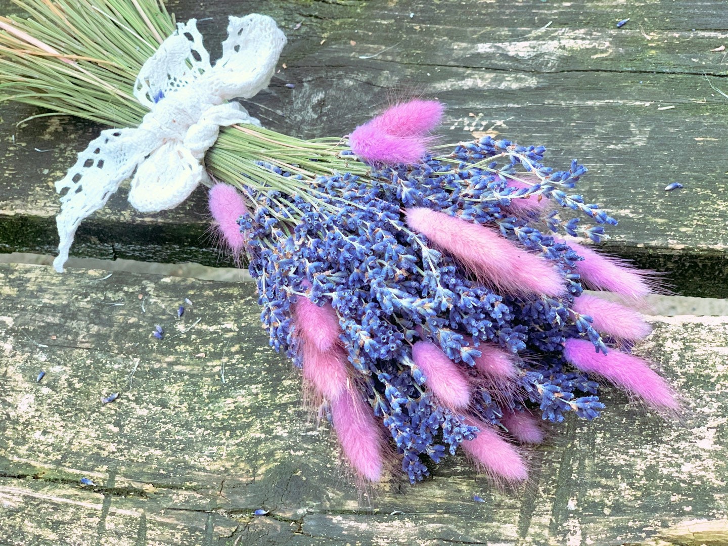 Bouquet true lavender mix lagurus light violet