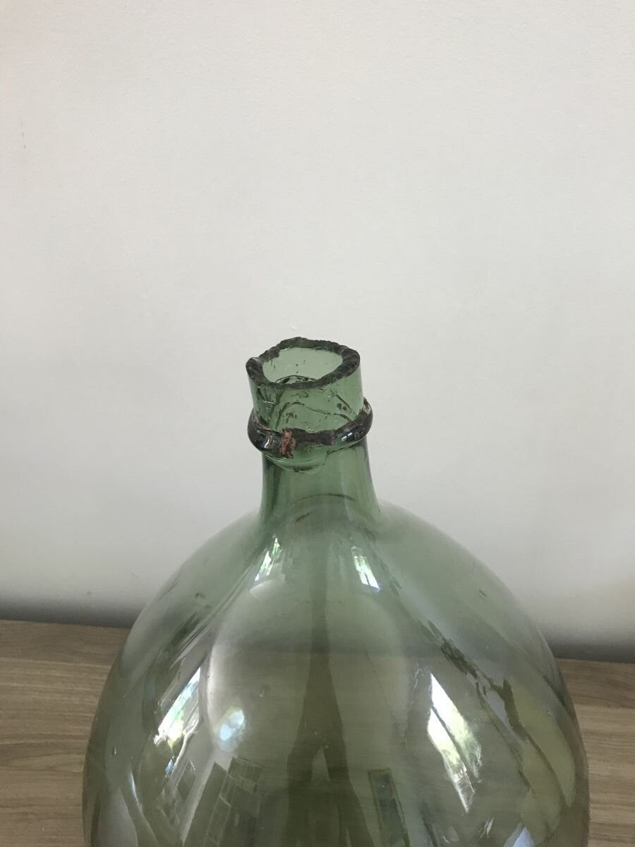 Dame Jeanne 8L vintage 1960s, antique dame jeanne saber neck