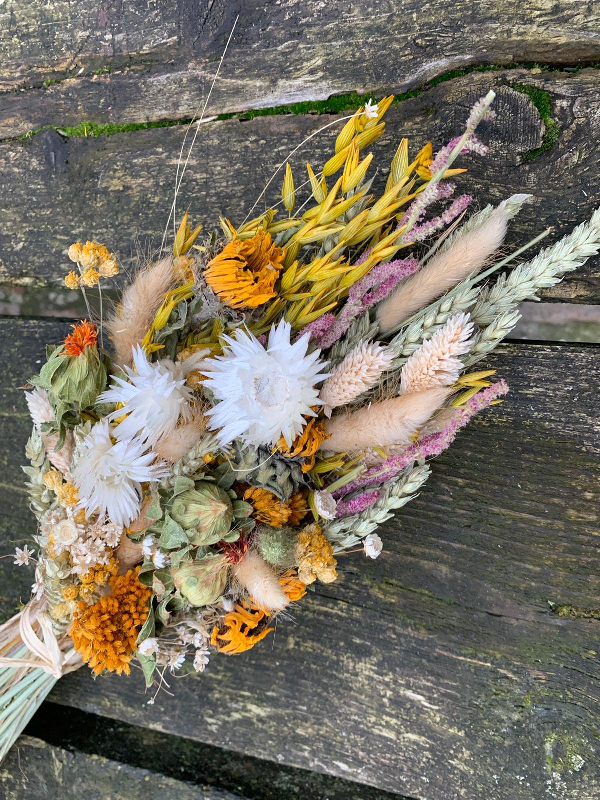 Bouquet Summer sunflower, composition floral, rustic bunch, composition floral
