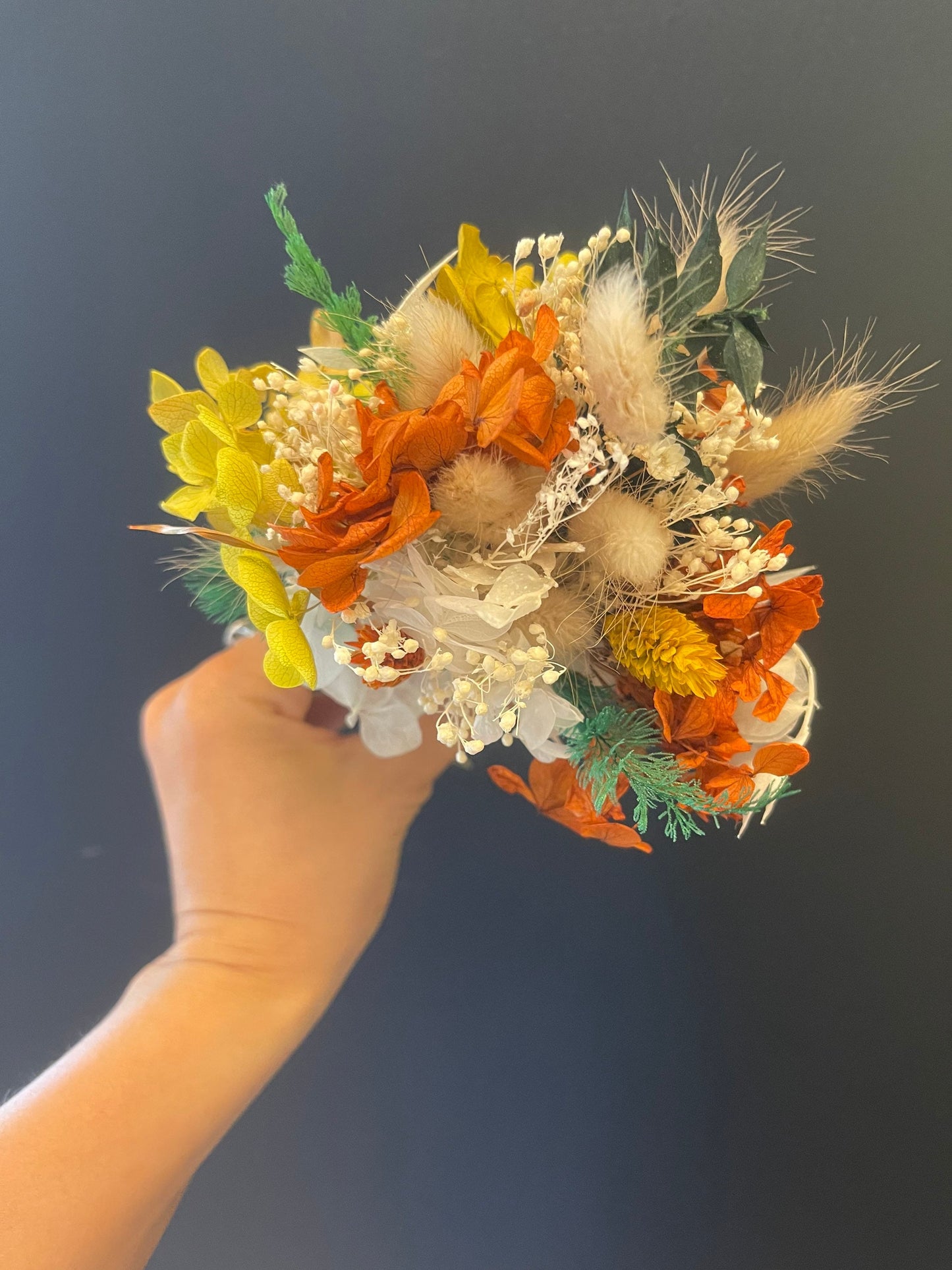 Bouquet autumn bunch Hydrangea, hortensia stabilise, decoration interior