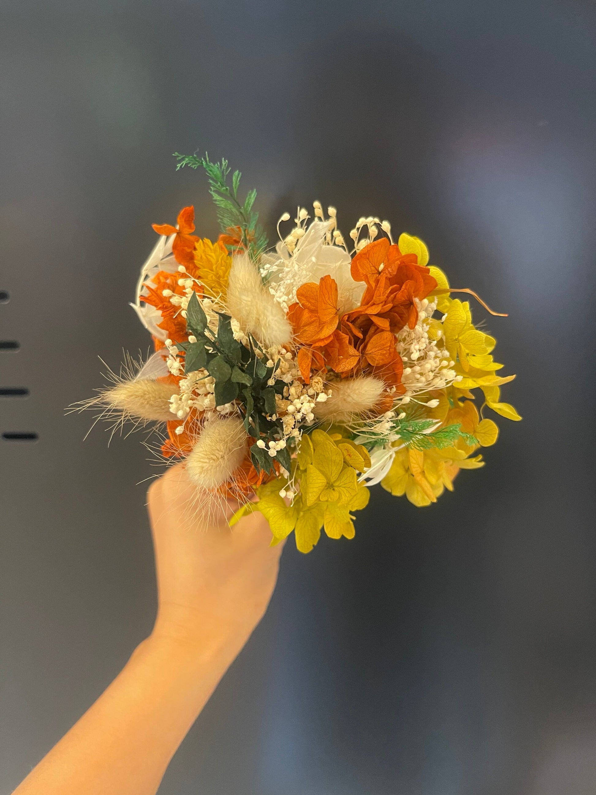 Bouquet autumn bunch Hydrangea, hortensia stabilise, decoration interior