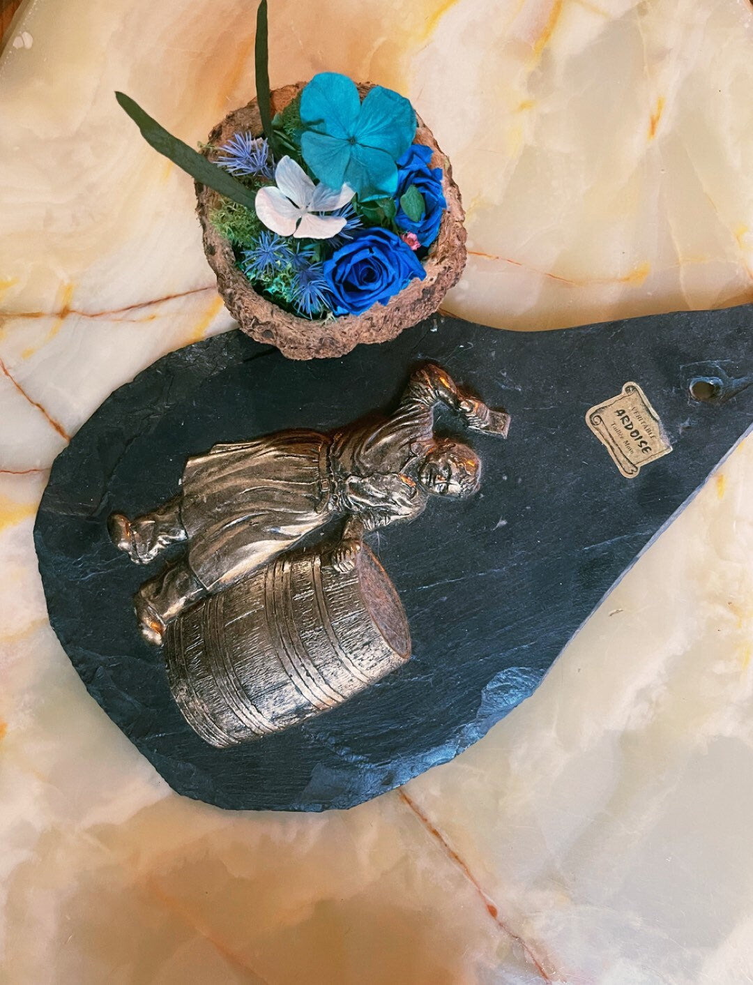 Decoration mural Ardois Eubonne artisanal fourgon sculpte handcraft 1960s