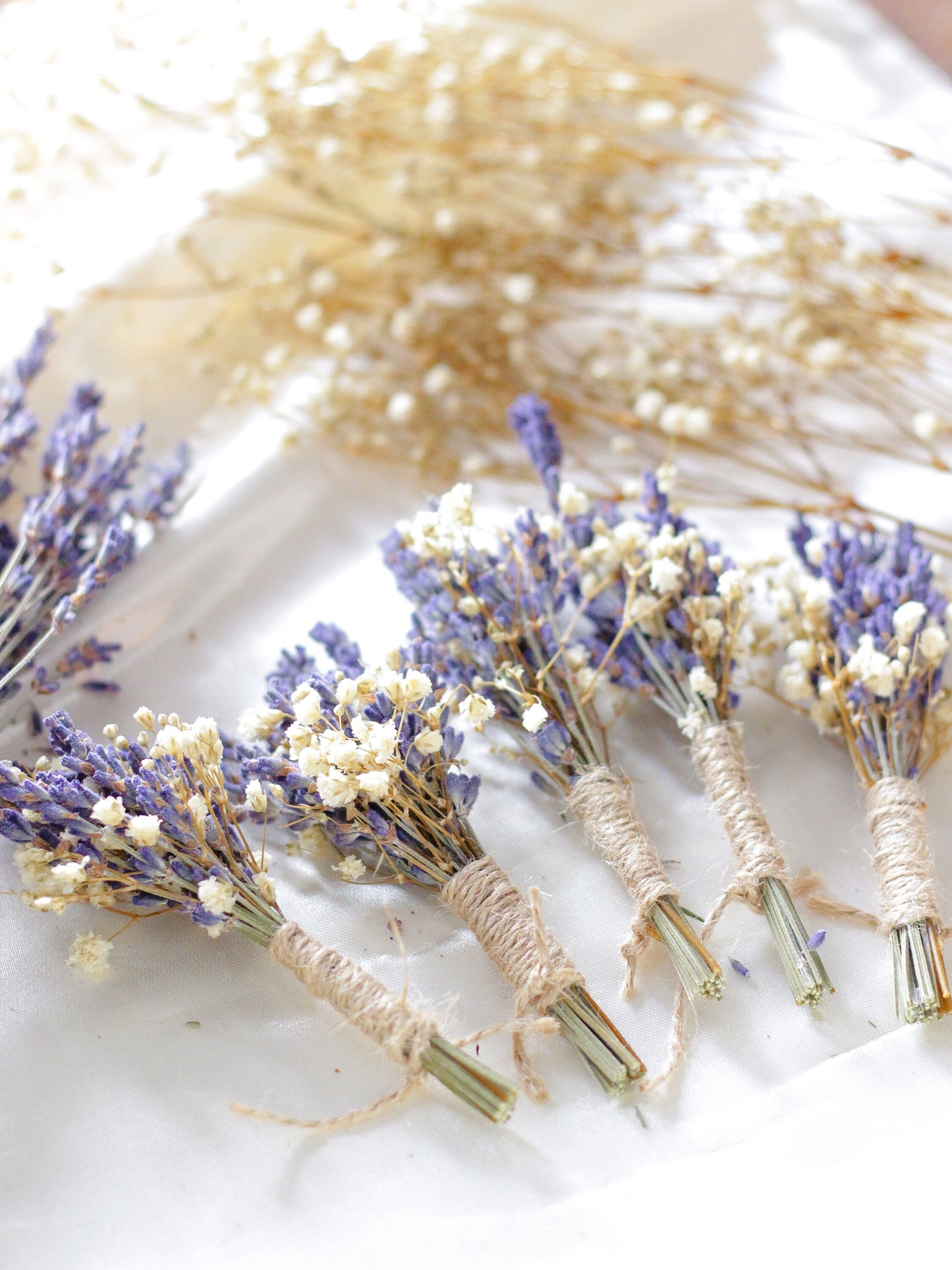 LAVENDER wedding buttonhole for bridal and groom, Lavender boutonniere for wedding
