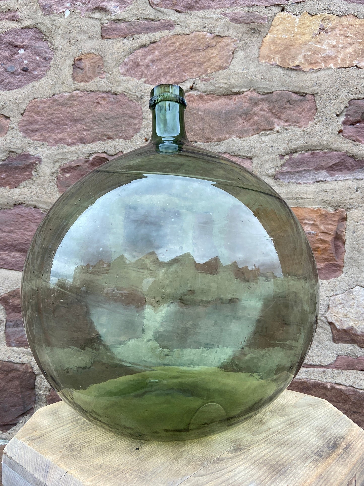 Rare antique Demijohn carboy olive green Alsacien onion form dame jeanne cicara 1900s , saber neck