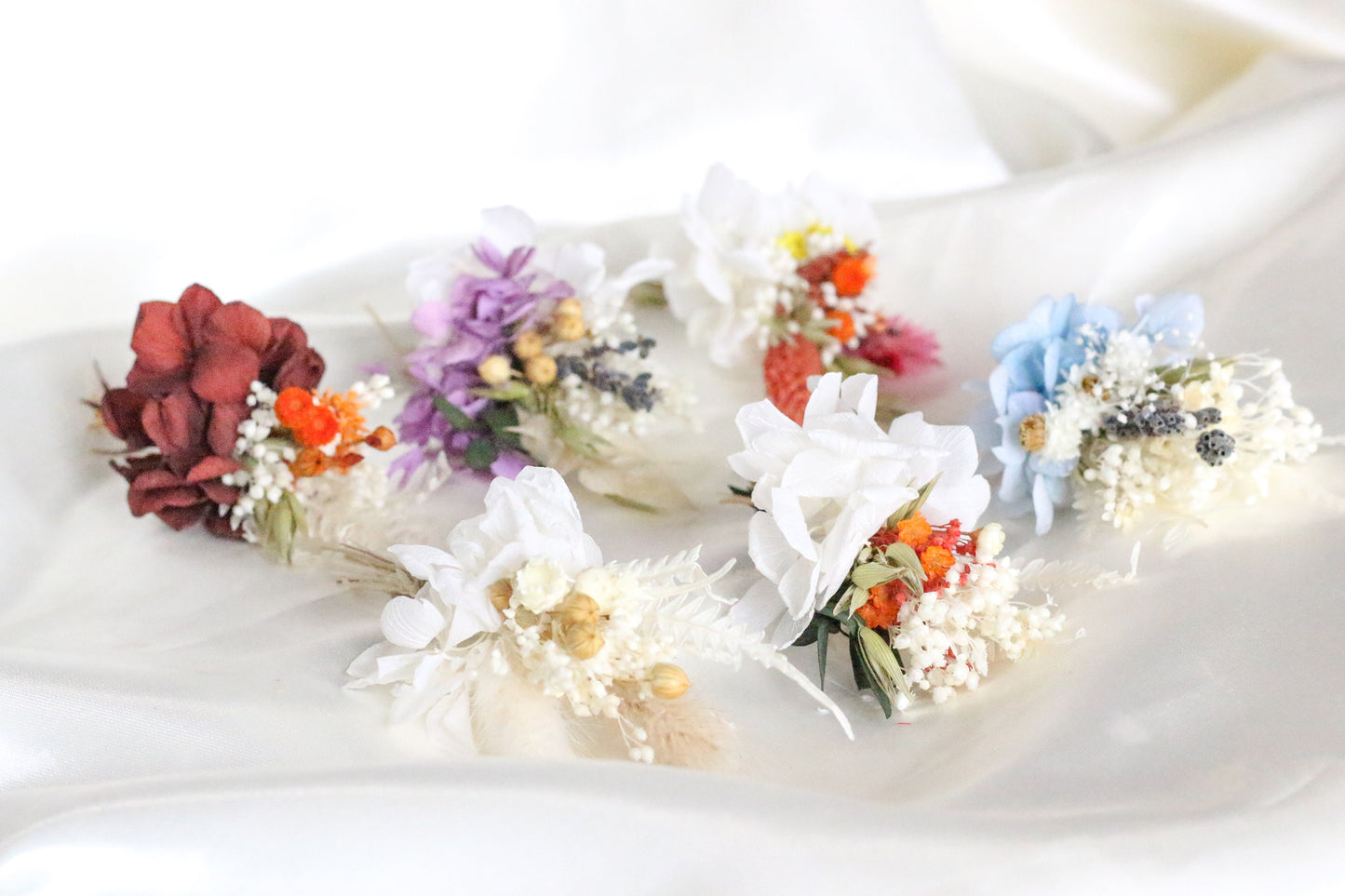 Pack of 6 wedding buttonholes for bridal and groom, different colors boutonniere for wedding
