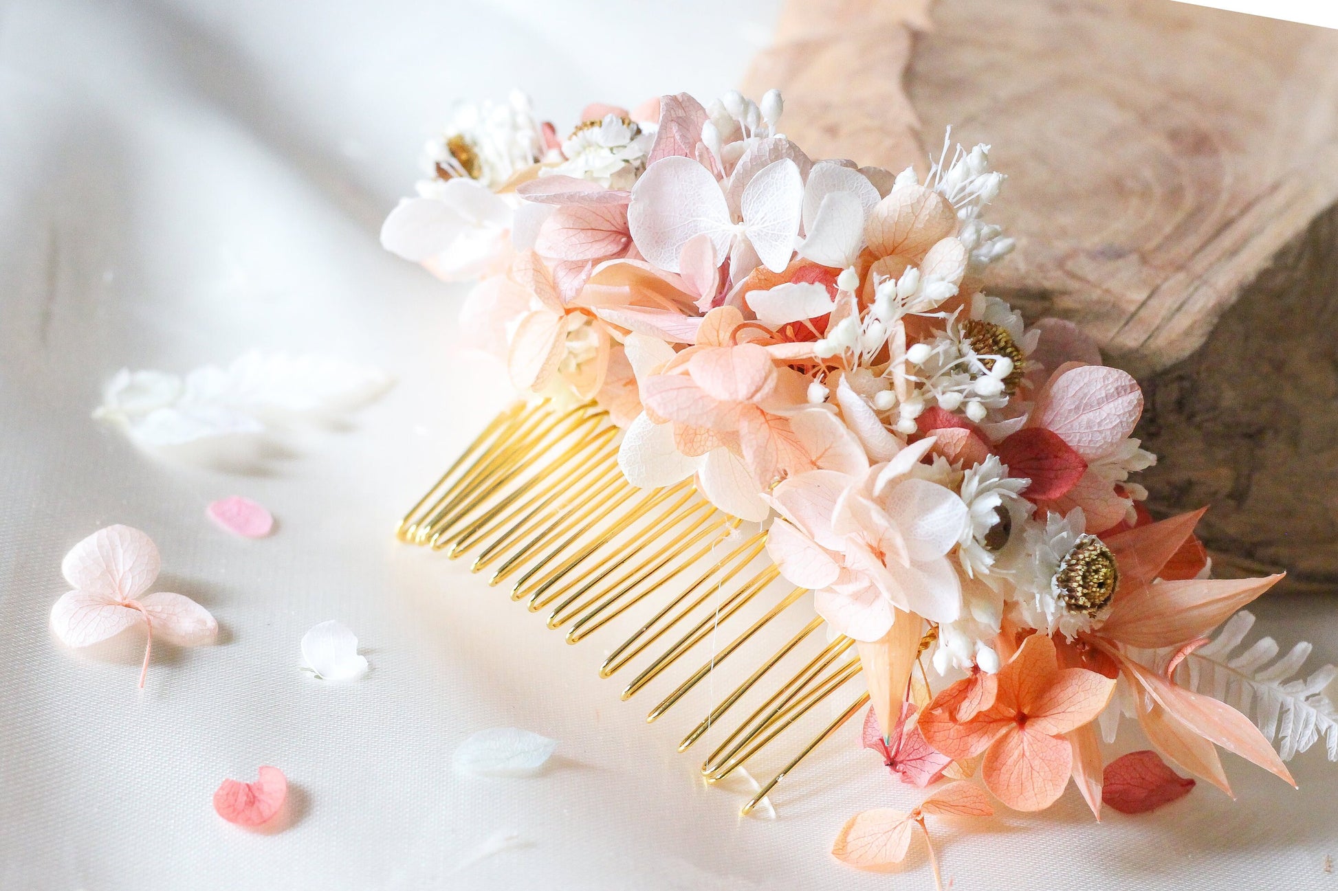 PEARL wedding hair comb for bridal and groom, Peigne de mariee en peche et apricot couleur
