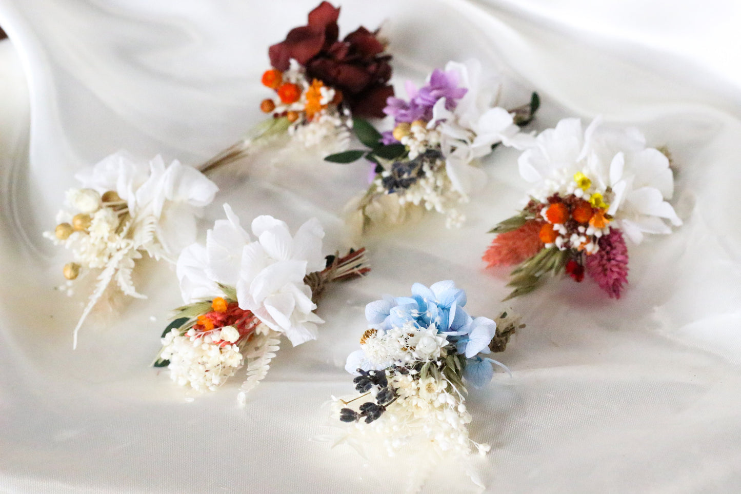 Pack of 6 wedding buttonholes for bridal and groom, different colors boutonniere for wedding