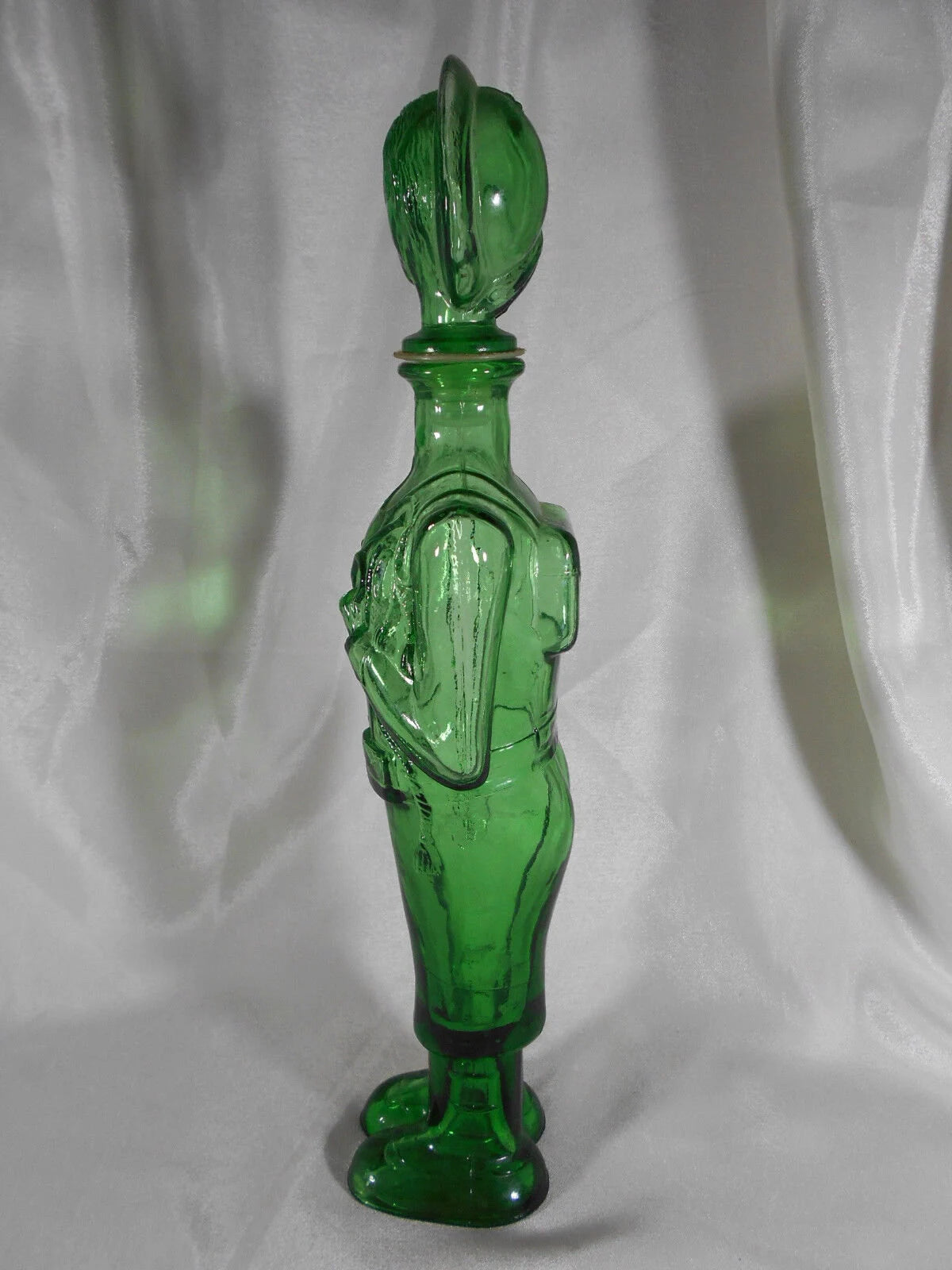 Rare carafe Empoli forme de Jouer de clairon, Vintage Italy Decanter Bottle People Face/Stopper Mid Century Green since 1960s