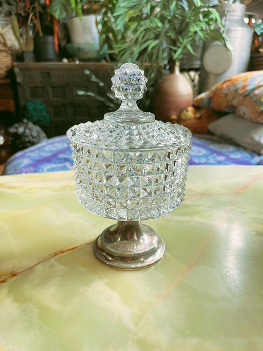 Antique jewelry box /Cristal Bonboniere Silver metal Plated Base