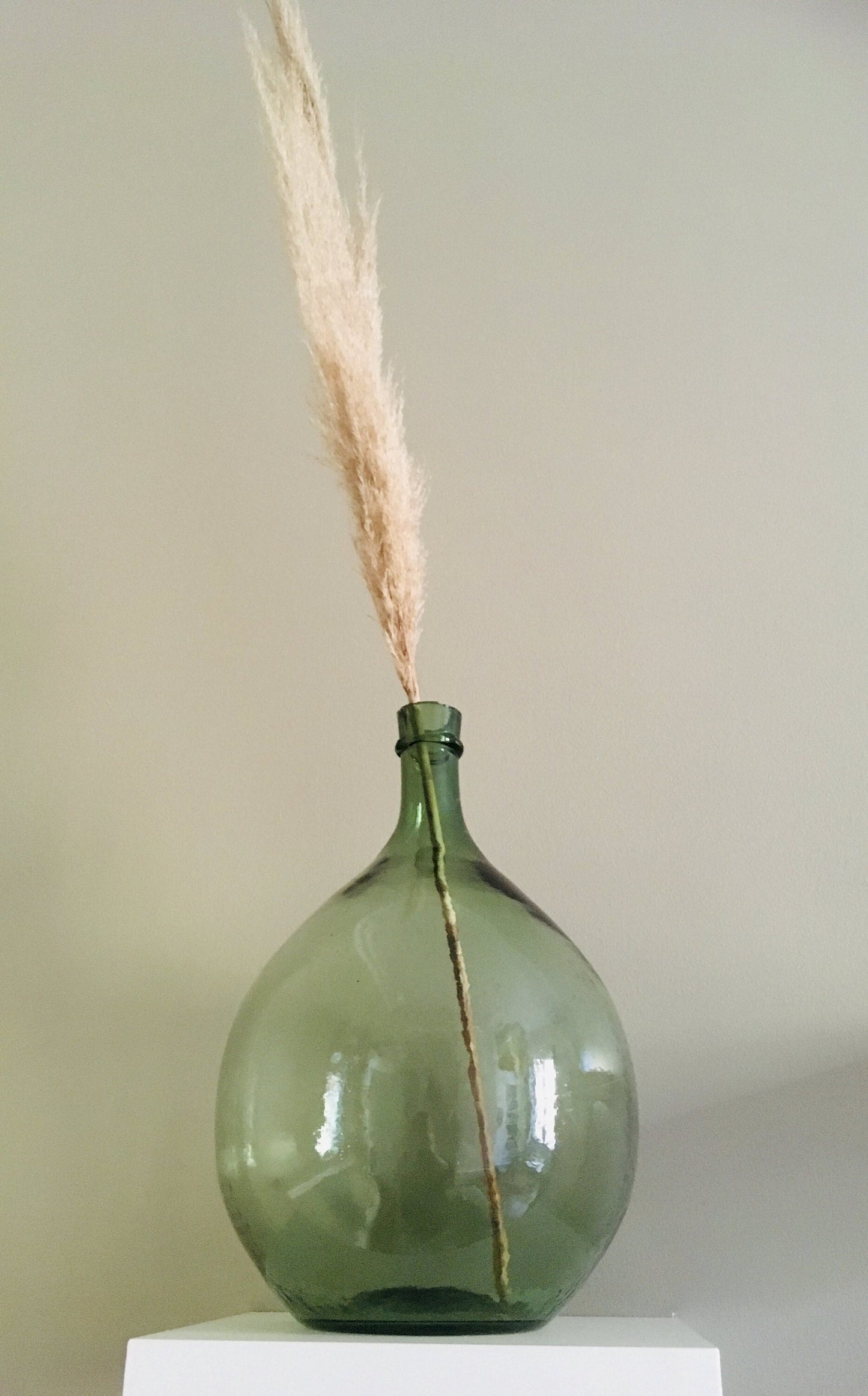 Antique French Dame Jeanne vert moss 10L vintage 1940s saber neck, demijohn