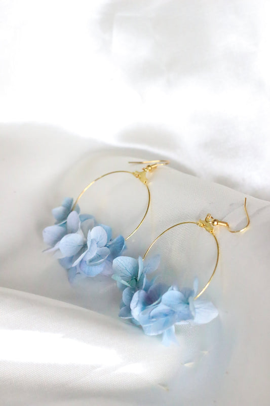 LAYLA Floral Earrings/ Boucles d'oreilles