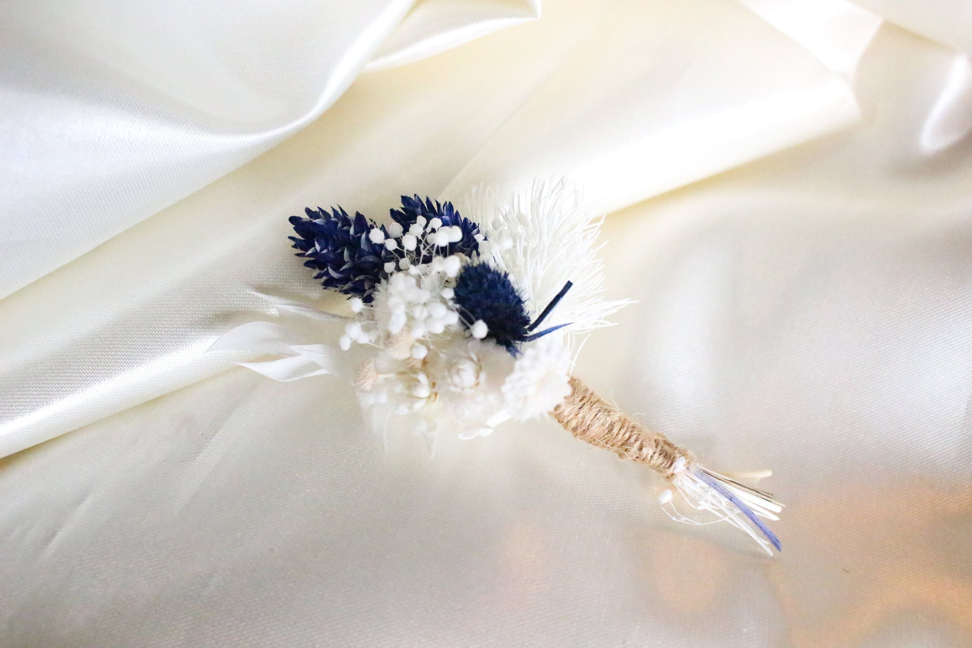 EDEN wedding buttonhole for bridal and groom, Boutonnière fleurs séchées pour mariage