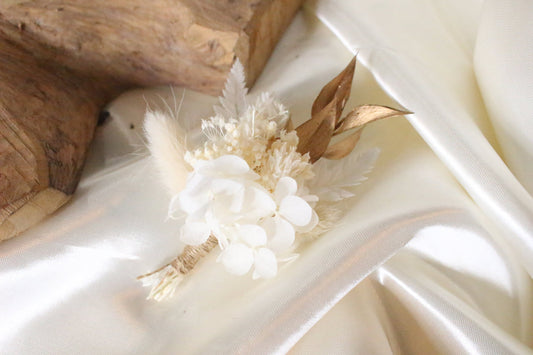 IRIS wedding buttonhole for bridal and groom, Boutonnière fleurs séchées pour mariage