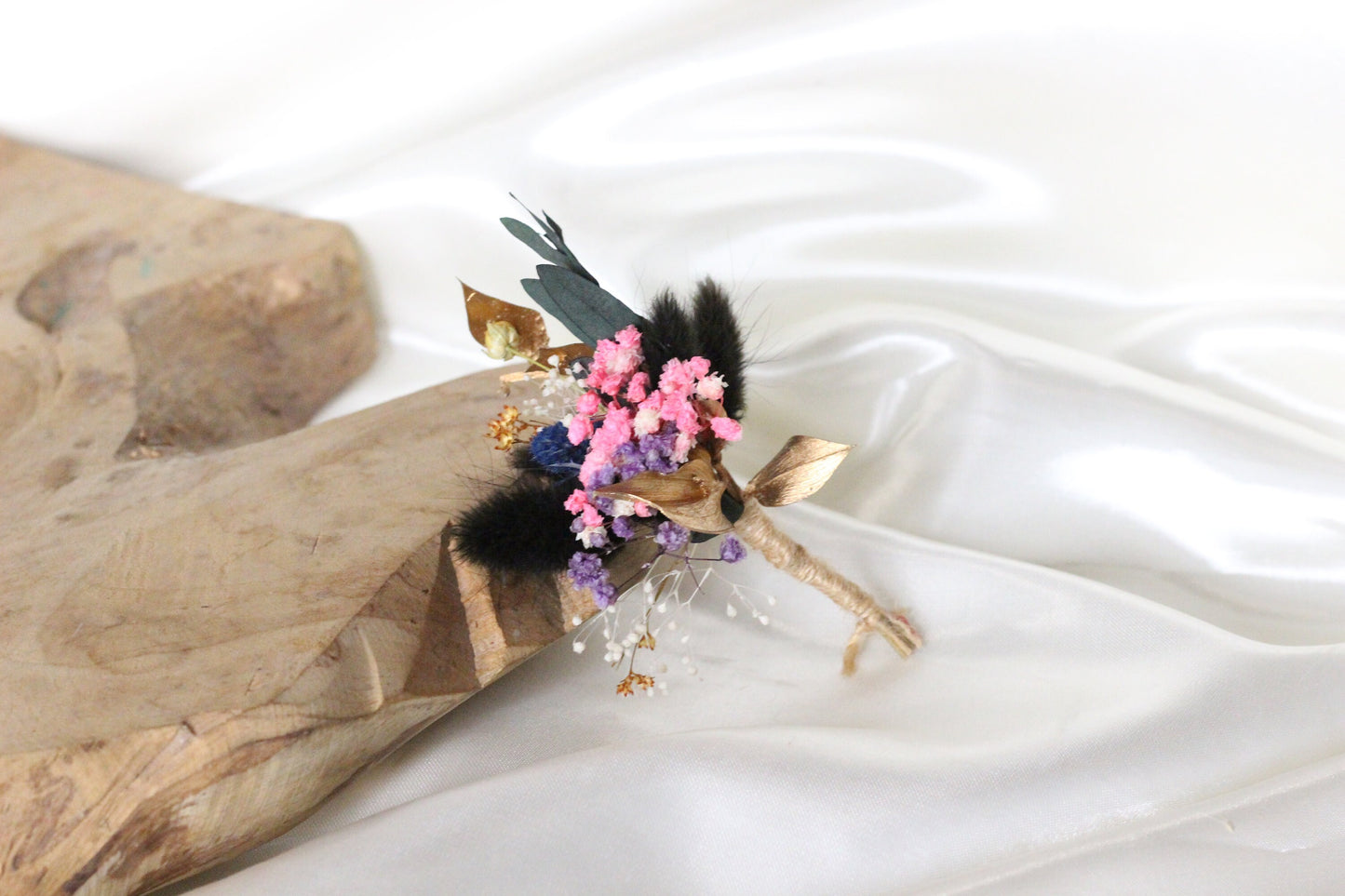 MILA wedding buttonhole for bridal and groom, Boutonnière fleurs séchées pour mariage